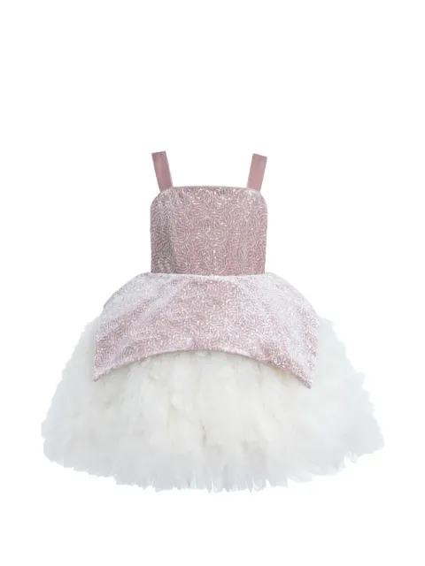 Tulleen vestido con cuello cuadrado