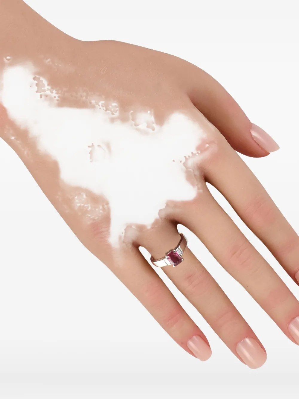 LB EXCLUSIVE Pre-owned Platinum Diamond Ruby Three-stone Ring In Silver