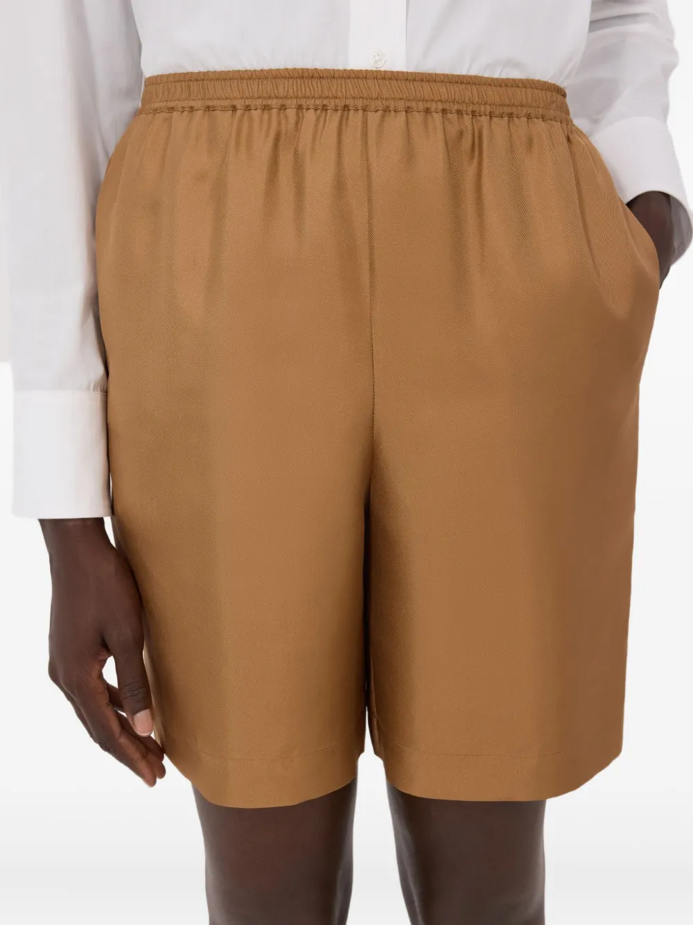 LouLou de Saison Zinia shorts met elastische taille Bruin