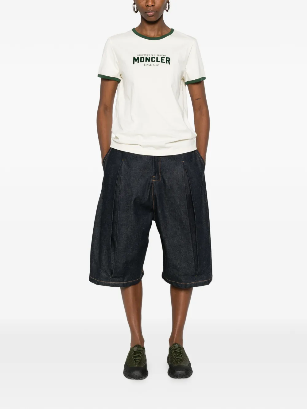 Moncler T-shirt met logoprint met ronde hals Wit