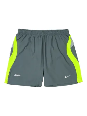 Palace メンズ ショーツ通販 - FARFETCH