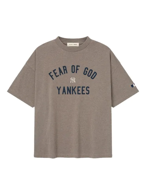 FEAR OF GOD ESSENTIALS x MLB 90s T-shirt