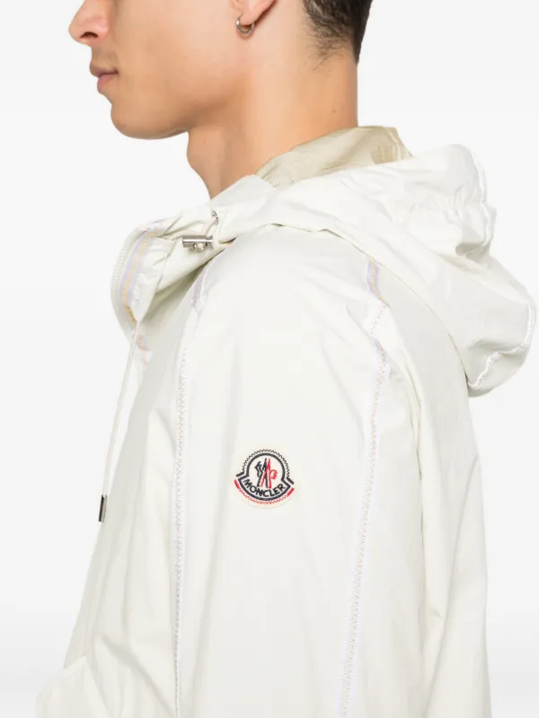c*i様 雑誌掲載MONCLER フード付きジャケット ホワイト Moncler フーデッド ジャケット | ホワイト | FARFETCH JP