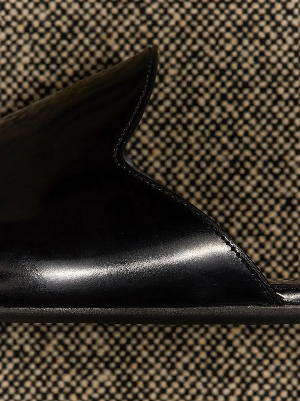 Prada Leren muiltjes met logoprint Zwart