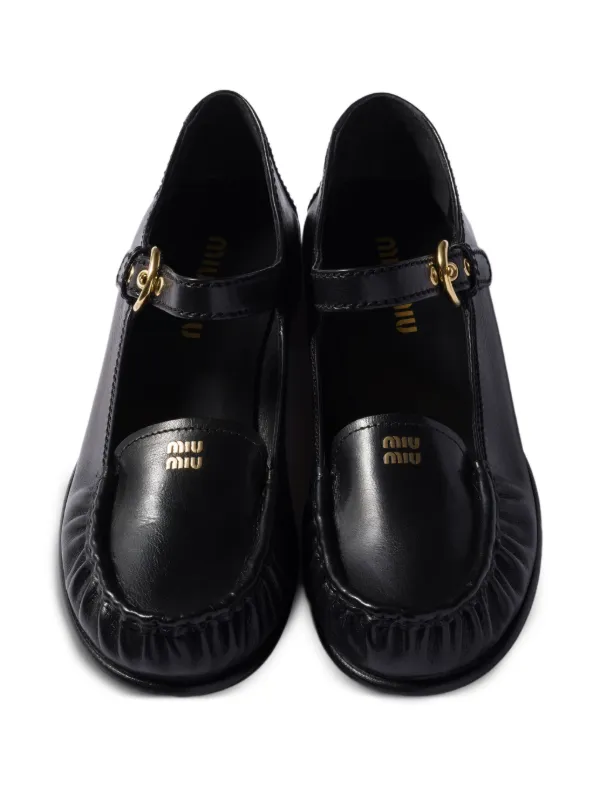 miu miu ブラック バックル付きパンプス Miu Miu バックル レザーパンプス | ブラック | FARFETCH JP