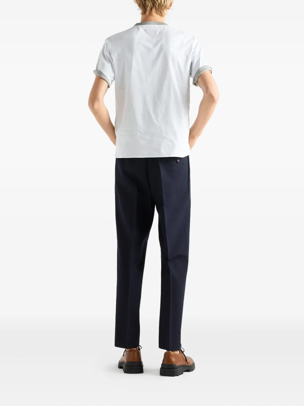Prada T-shirt met logodetail Grijs