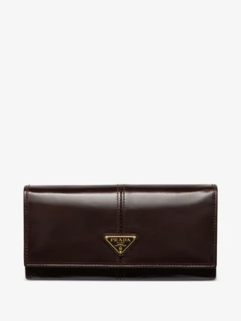 Prada محفظة جلد ببروش شعار الماركة