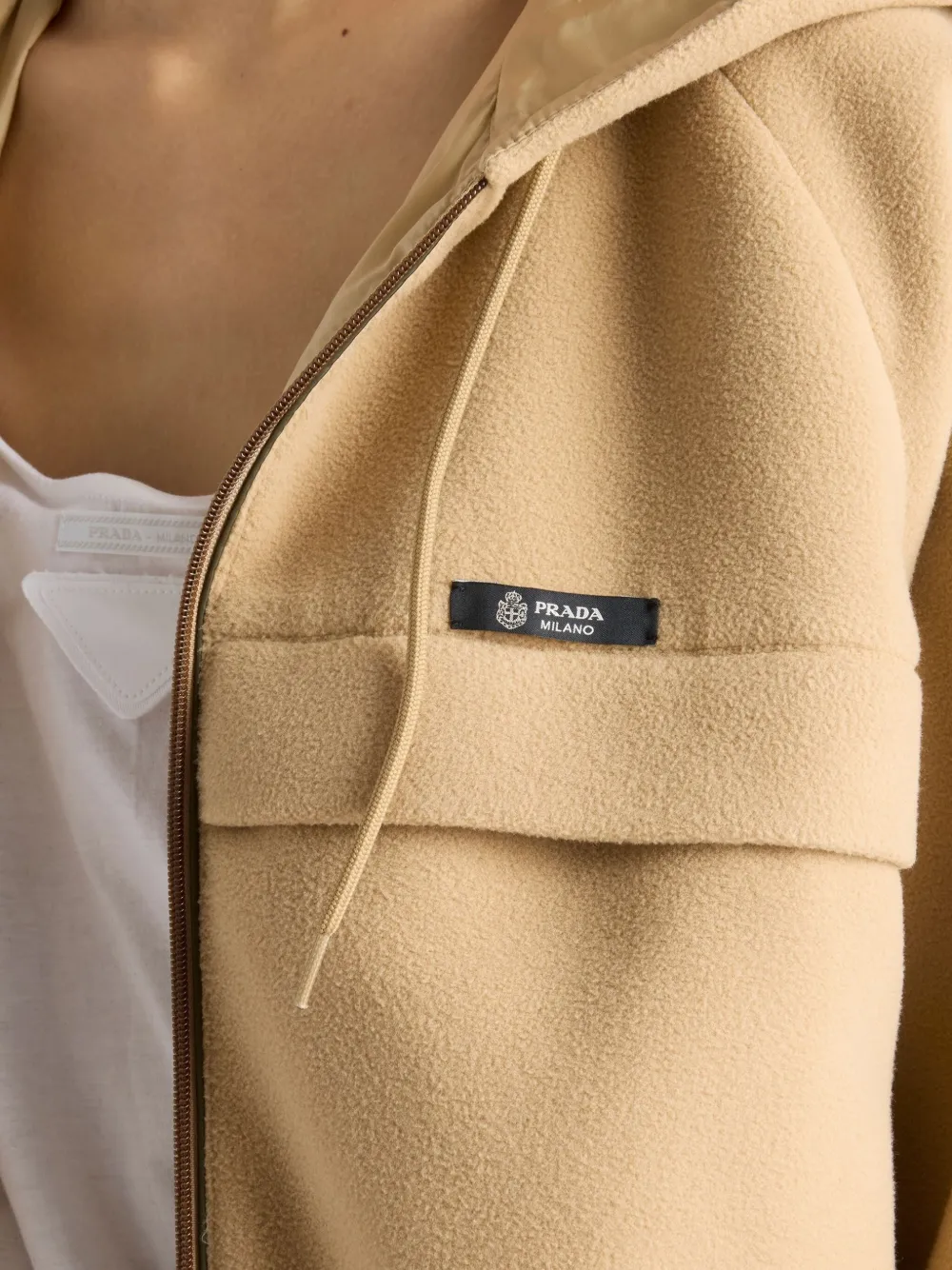 Prada Raglan jack met capuchon Beige