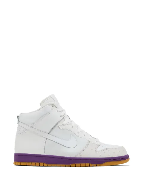 Nike Dunk High Deluxe sneakers
