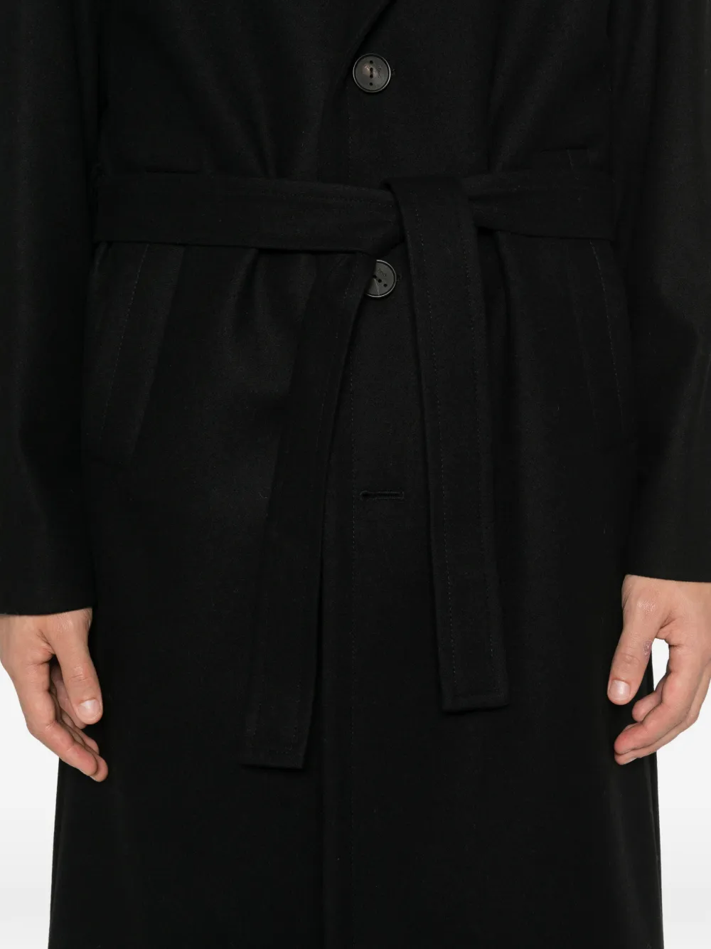 Hevo Ostuni Buttoned Coat In Black