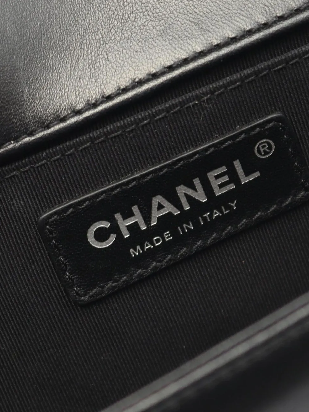 CHANEL Pre-owned 2017-2018 Old Medium Quilted Lambskin Boy Flap Crossbody Bag In Black