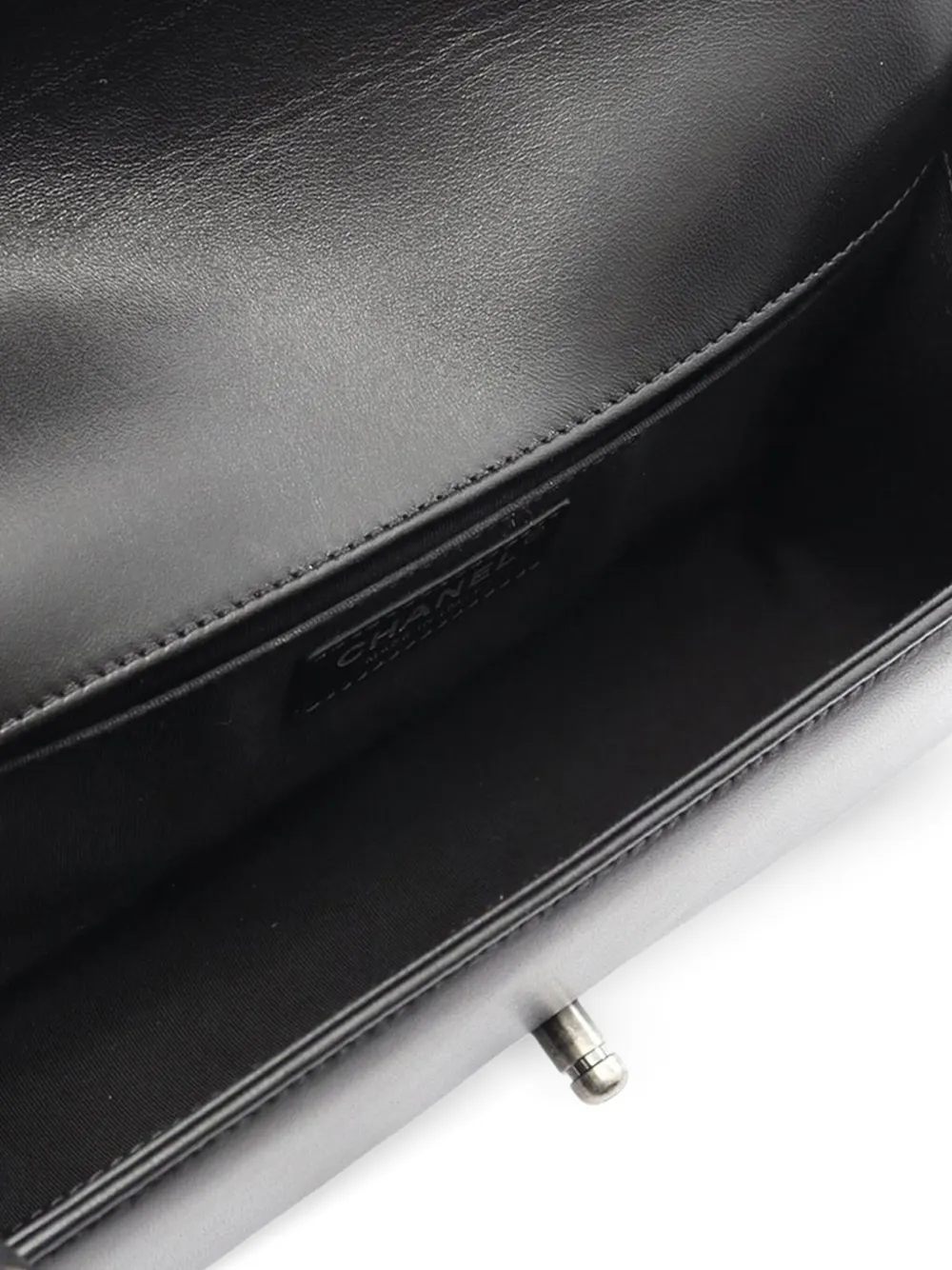 CHANEL Pre-owned 2017-2018 Old Medium Quilted Lambskin Boy Flap Crossbody Bag In Black