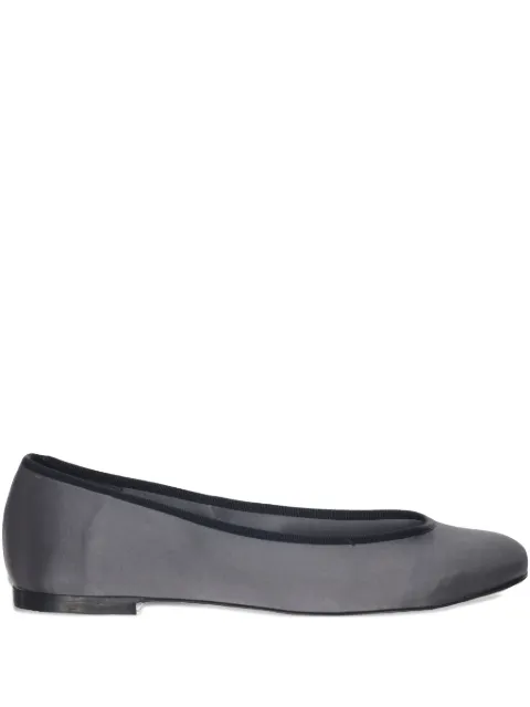 Gimaguas round-toe ballet flats