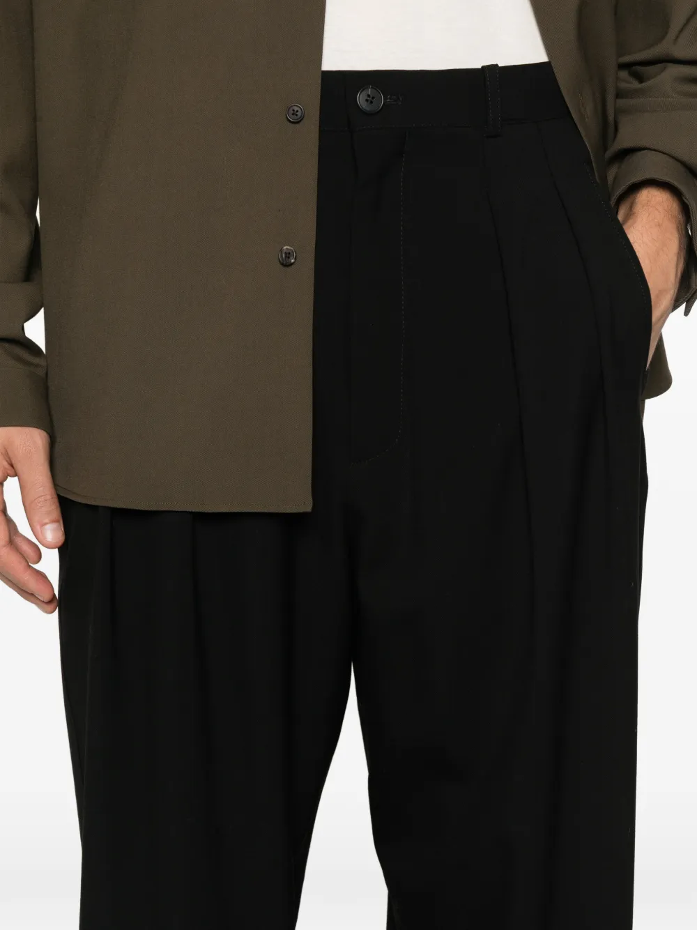 The Row Corley Pleated Trousers In Black