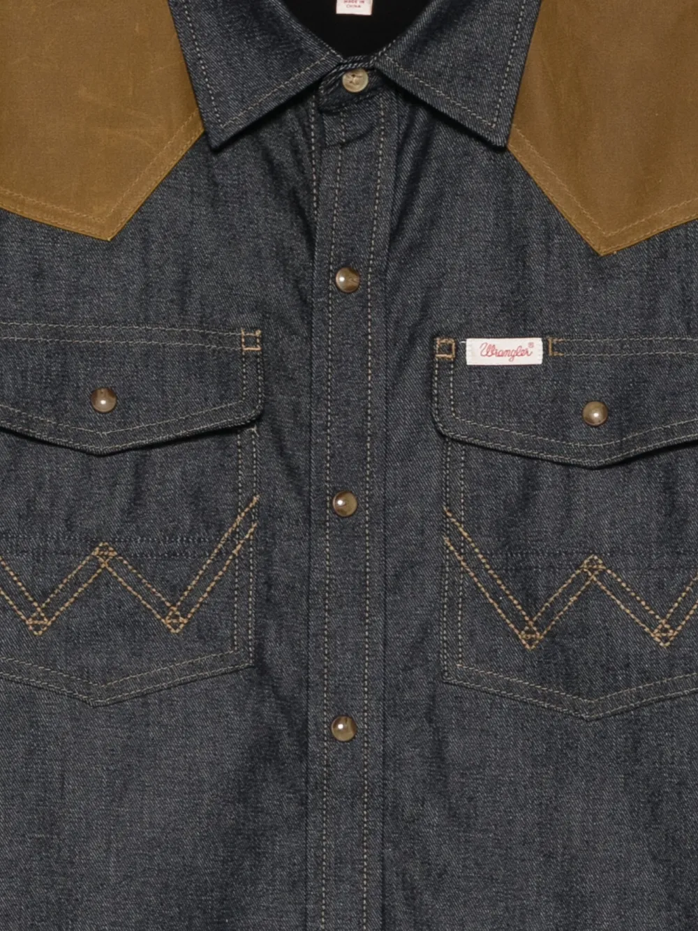 Filson camisa Adventure en colaboración con Wrangler | Image 2