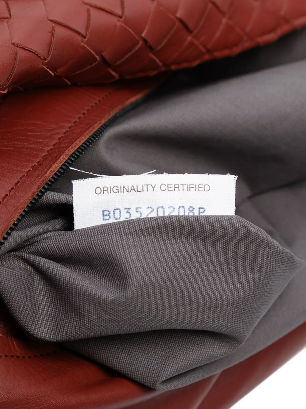 Pre-owned Bottega Veneta 2012-2025 Nappa Intrecciato Flap Crossbody Bag In Red