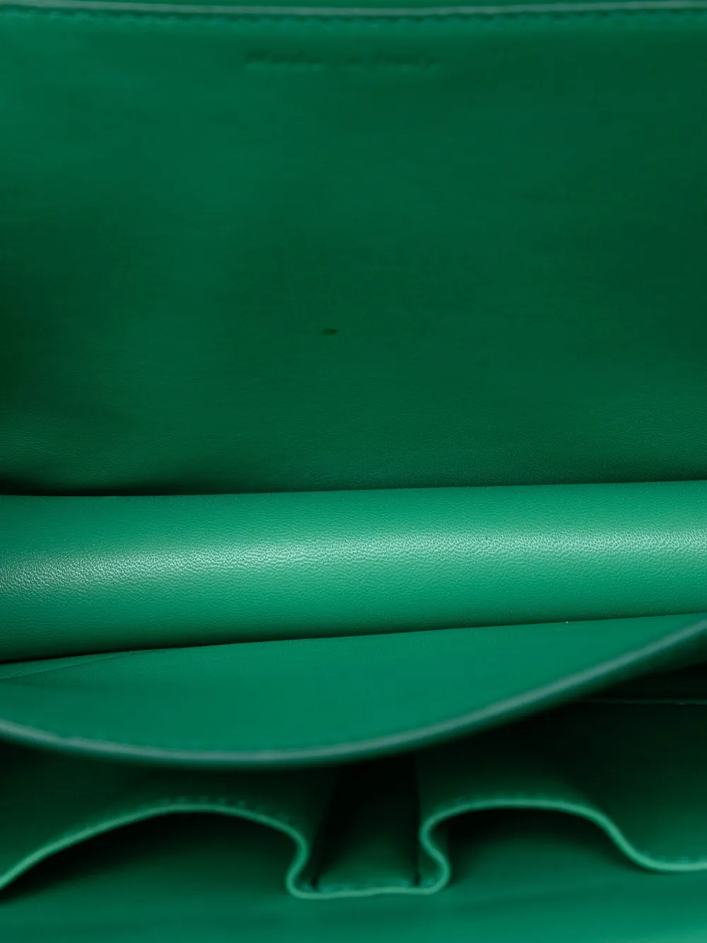 CELINE Pre-owned 2017 Medium Calfskin Classic Box Crossbody Bag In Green