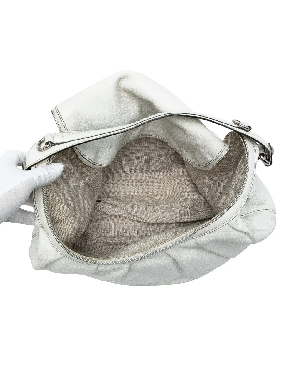 Pre-owned Gucci 2016-2025 Medium Pebbled Calfskin Icon Bit Satchel In White