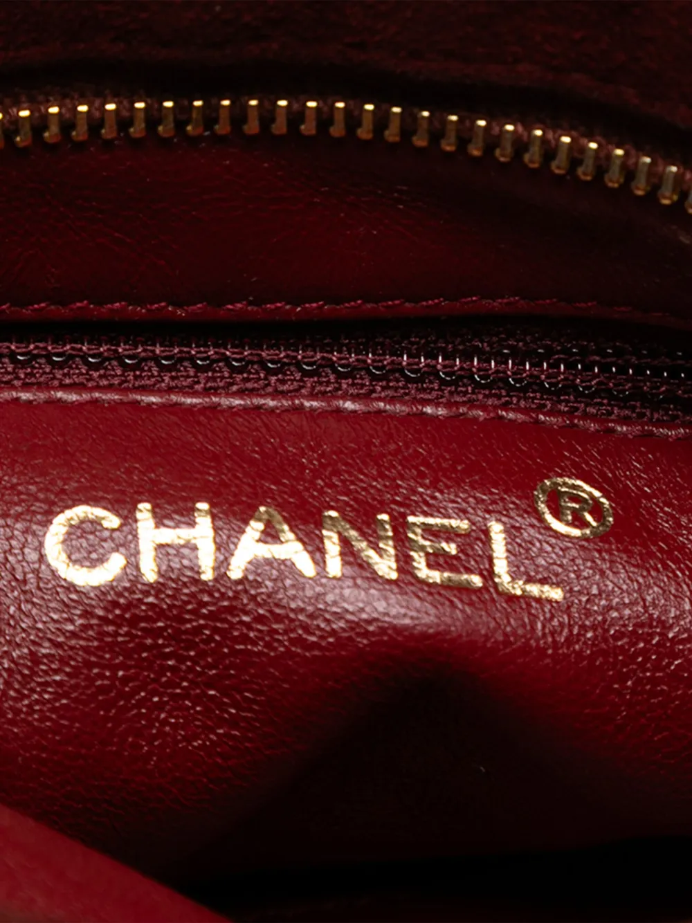 Pre-owned Chanel 1997-1999 Cc Quilted Suede Tassel Crossbody Bag In Red