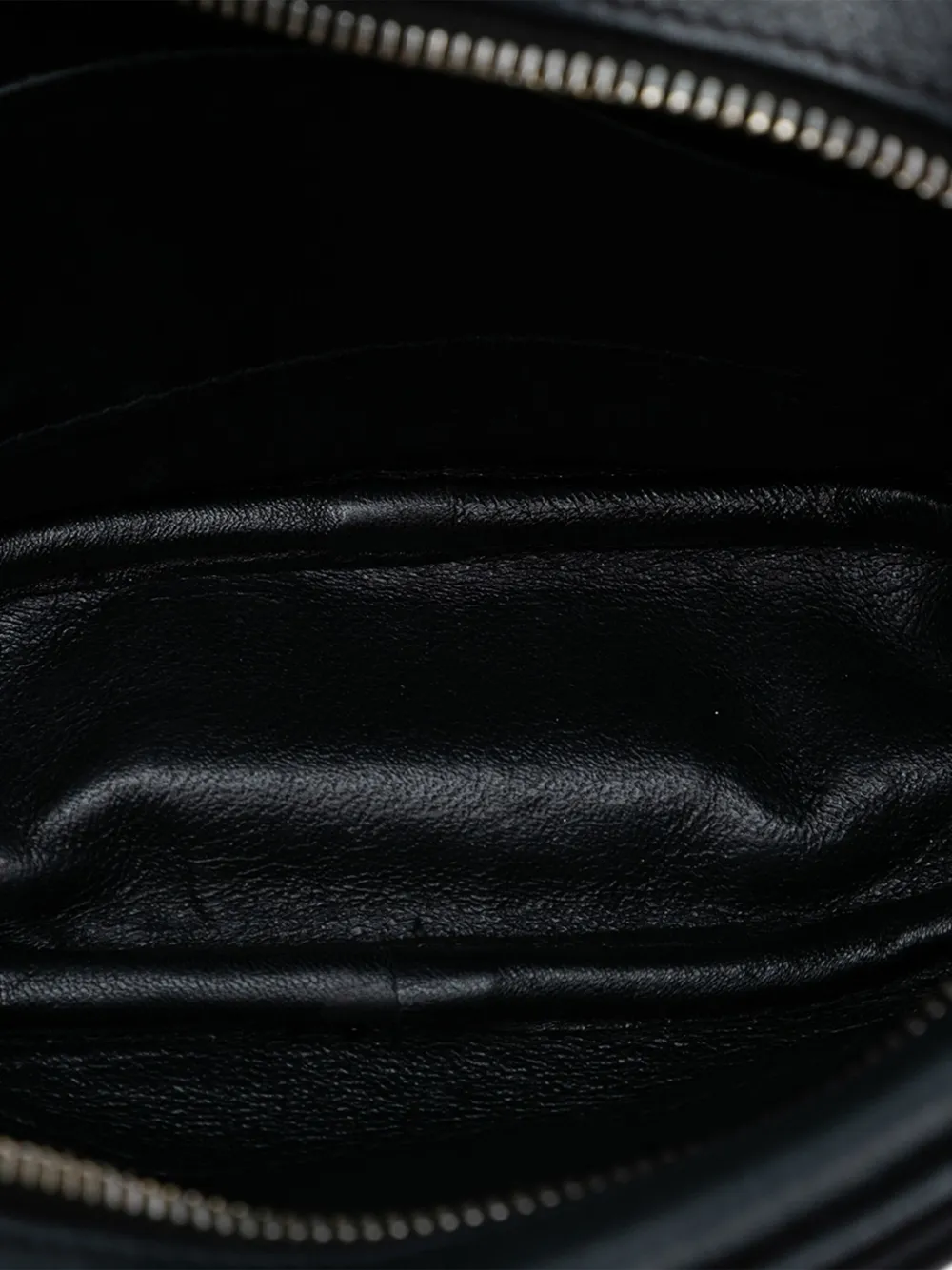 SAINT LAURENT Pre-owned 2019 Calfskin Monogram Blogger Bag Crossbody Bag In Black