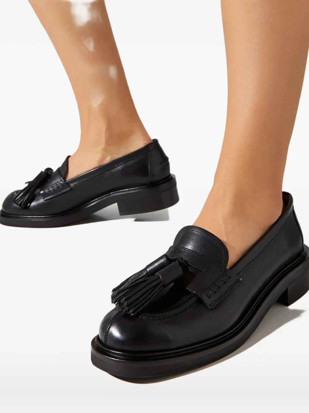 Atp Atelier Albaredo Tassel Round-toe Loafers In Black