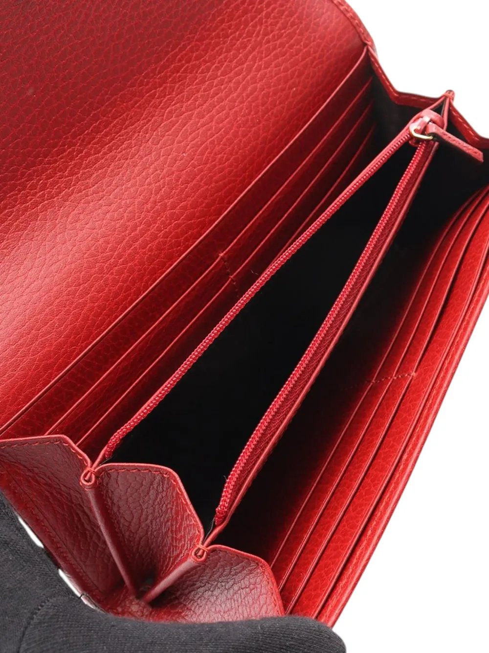 Pre-owned Gucci 2016-2025 Gg Marmont Leather Continental Wallet Long Wallets In Red