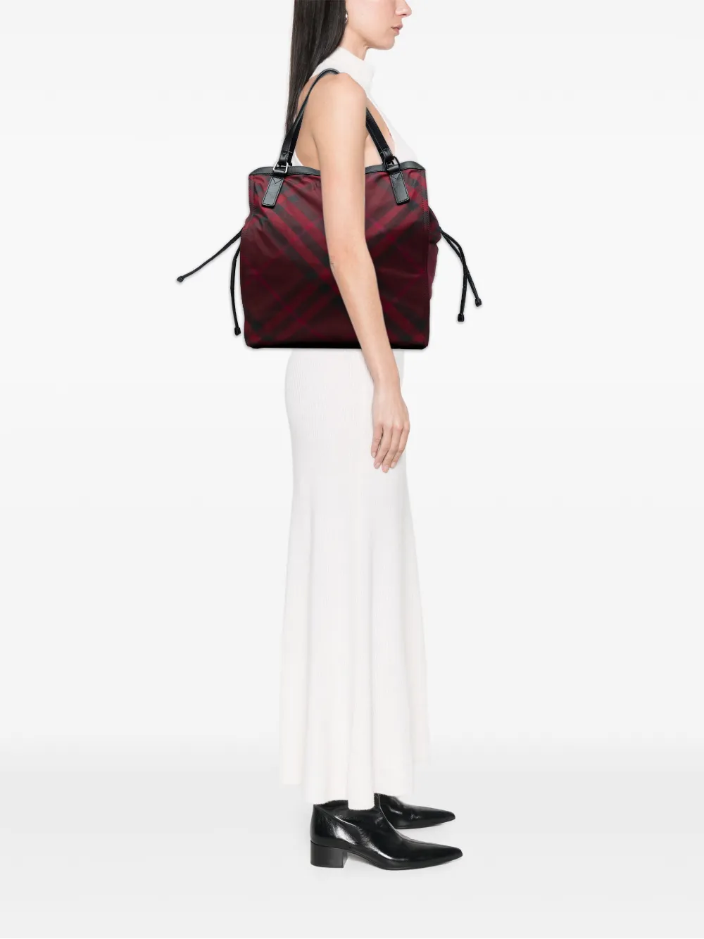 Pre-owned Burberry 2000-2017 Supernova Check Nylon Buckleigh Tote Bag In Red