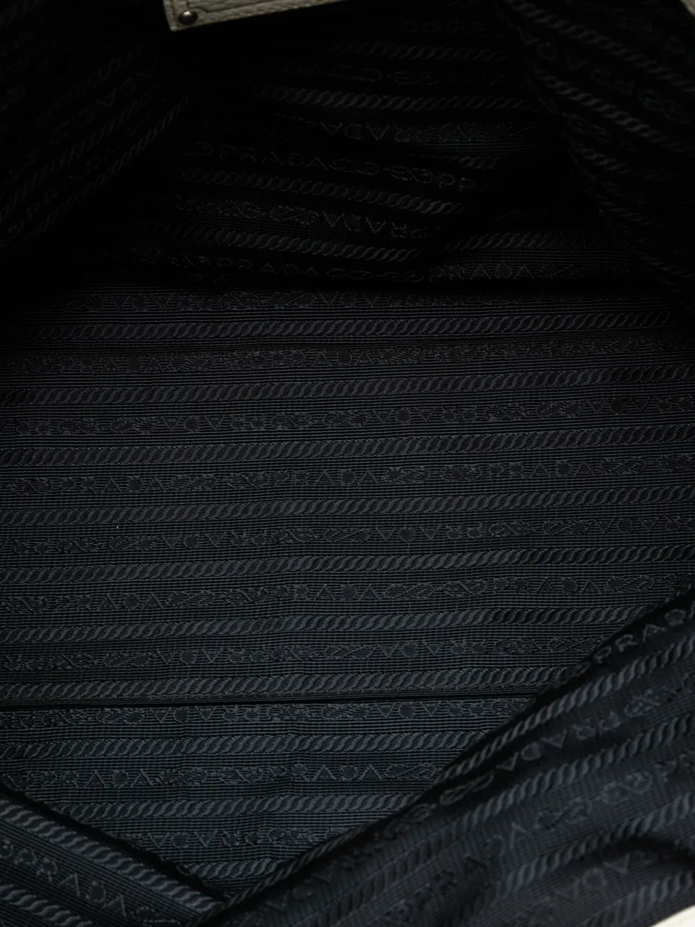 Pre-owned Prada 2000-2025 Vitello Daino Side Zip Tote Bag In White