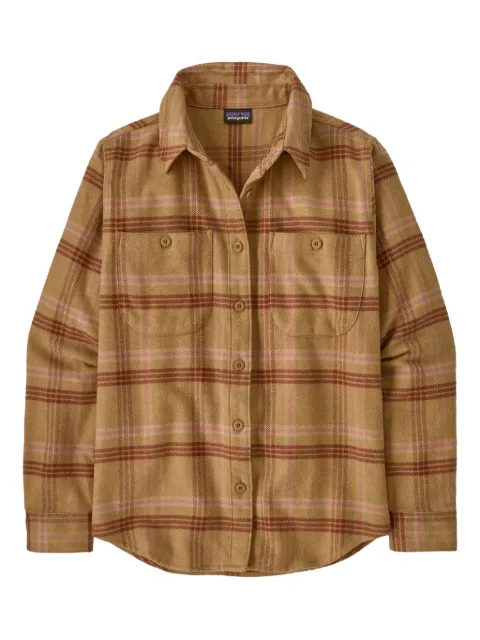 Patagonia buttoned plaid shirt