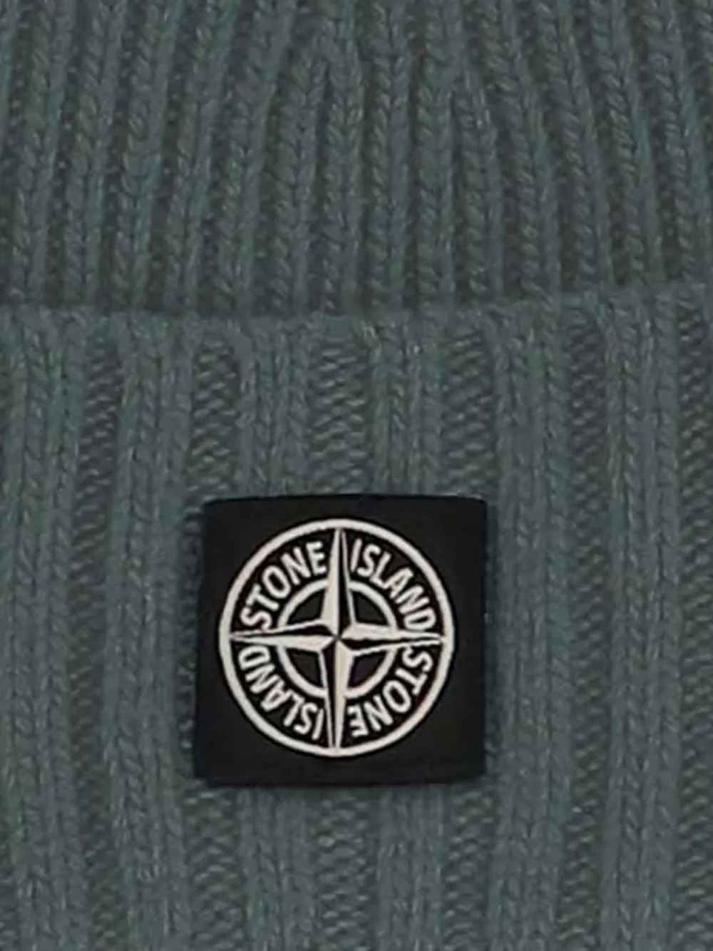 Stone Island Logo-patch Ribbed Beanie In Black