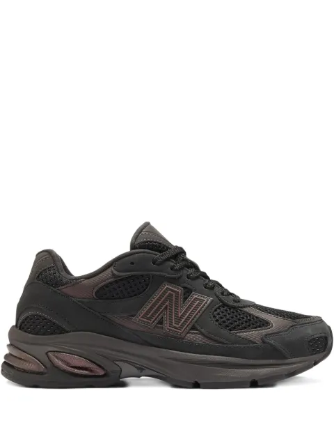 New Balance 2010 logo-patch sneakers