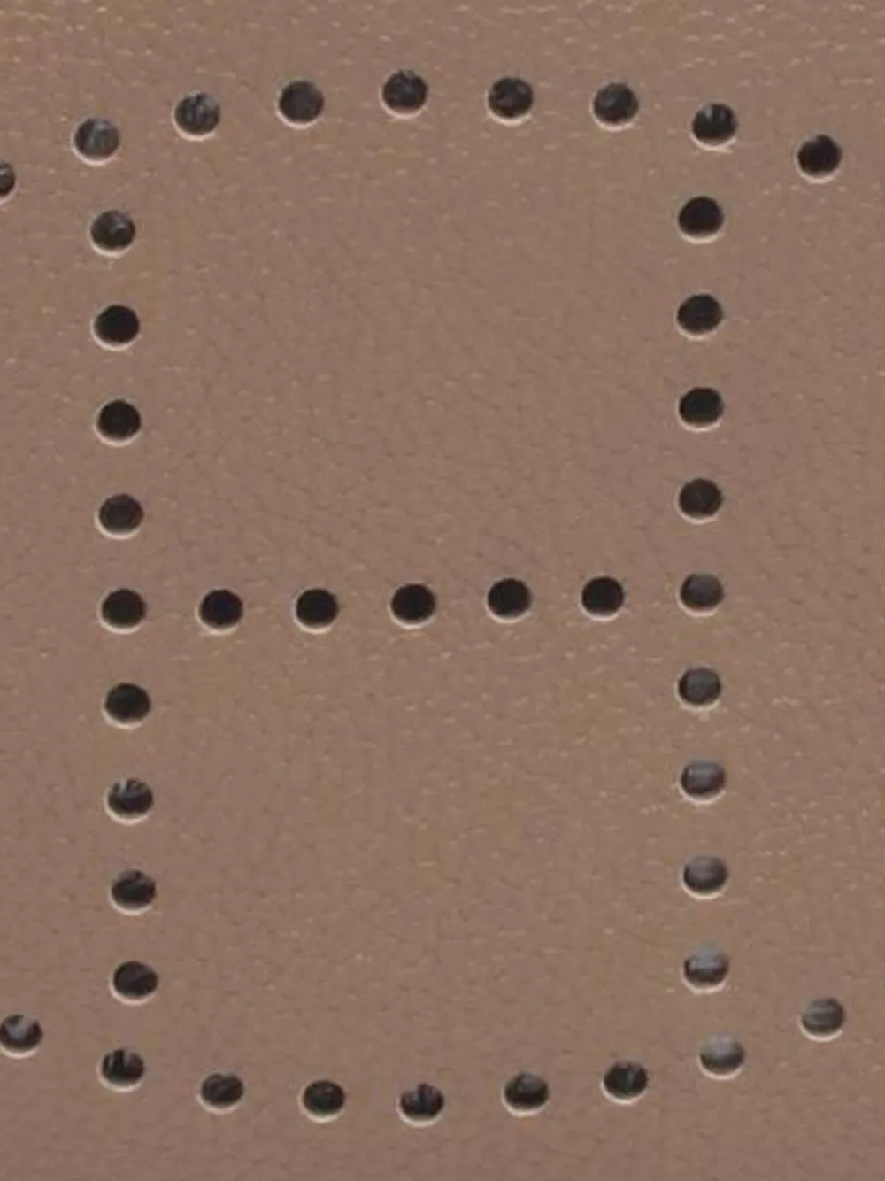 Hermès Pre-Owned 2021 Clemence Evelyne III PM crossbody bag | Pre-Owned | Image 2