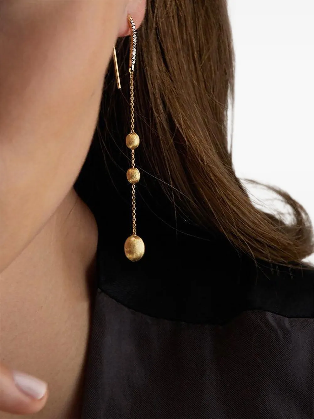  Nanis 18k Yellow Gold Diamond Earrings 