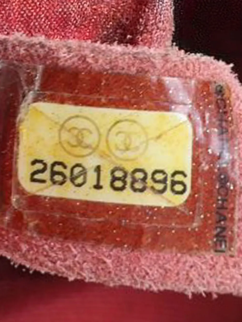 CHANEL Pre-Owned 2018-2019 Shiny Calfskin Drawstring Ba bucket bag | Pre-Owned | Image 2