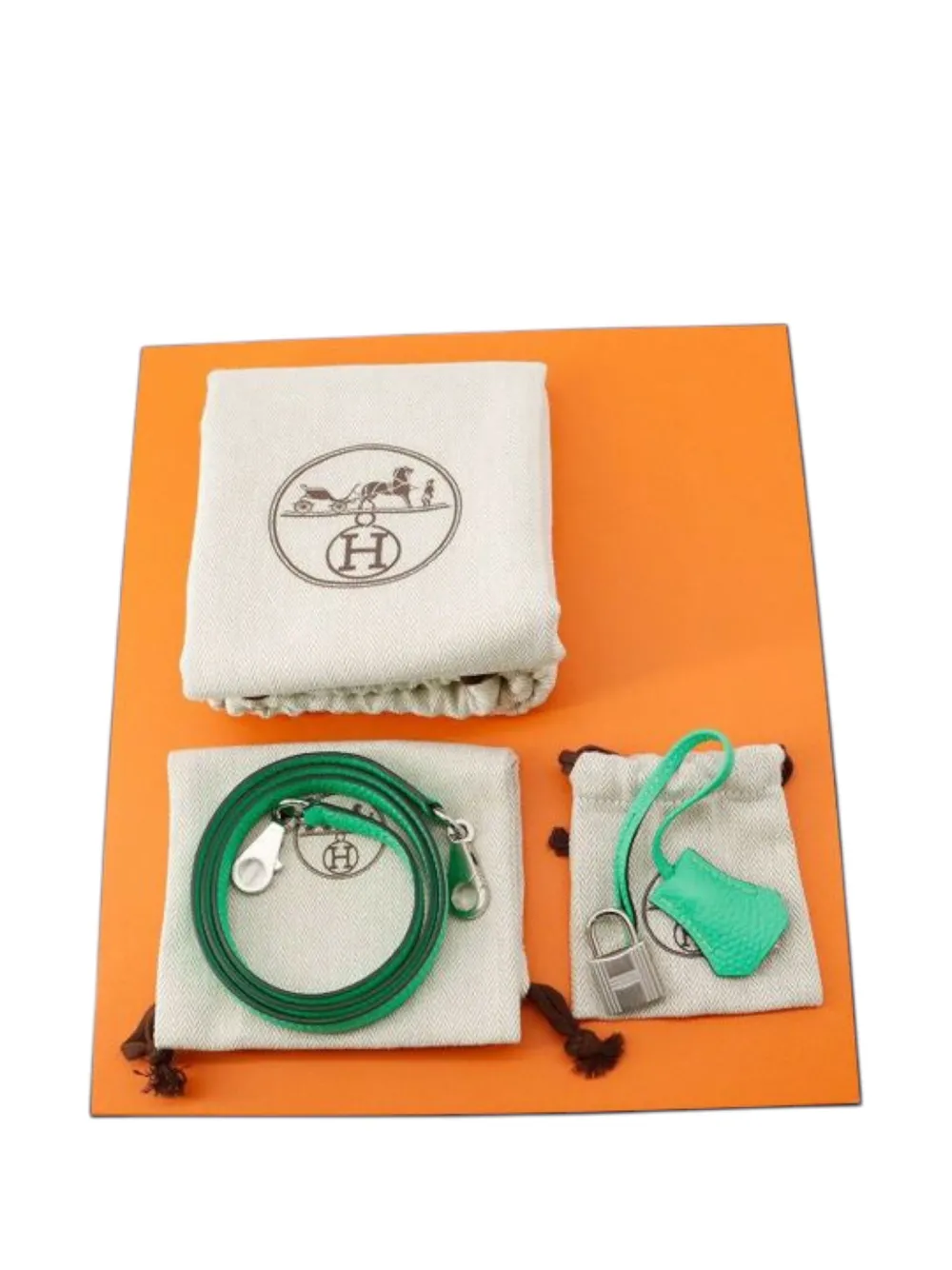 Hermès Pre-Owned 2023 Togo Kelly II Retourne 25 satchel | Pre-Owned | Image 2