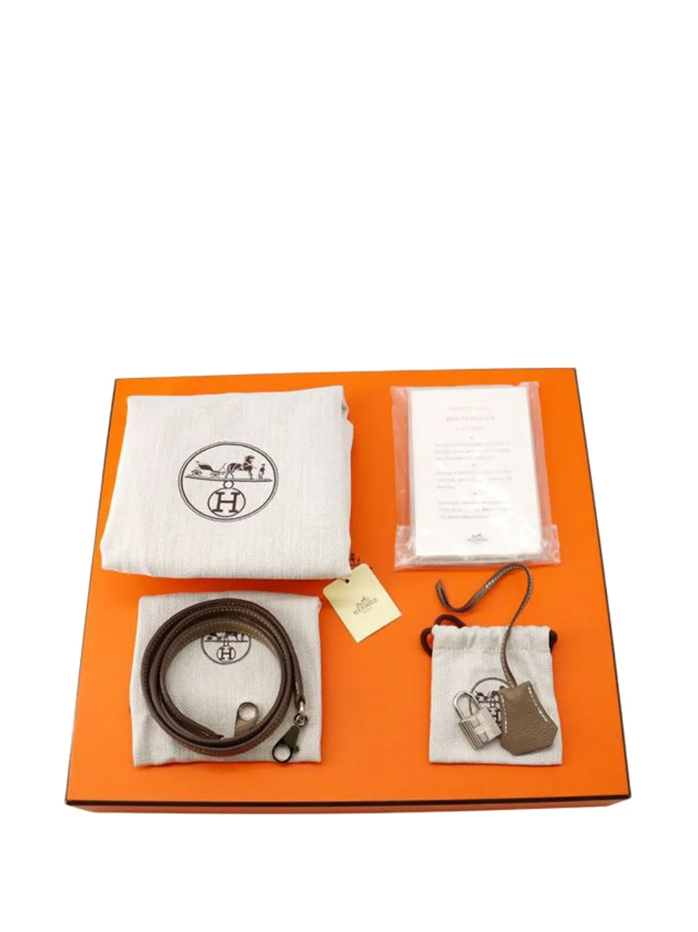 Hermès Pre-Owned 2016 Togo Kelly II Retourne 28 satchel | Pre-Owned | Image 2