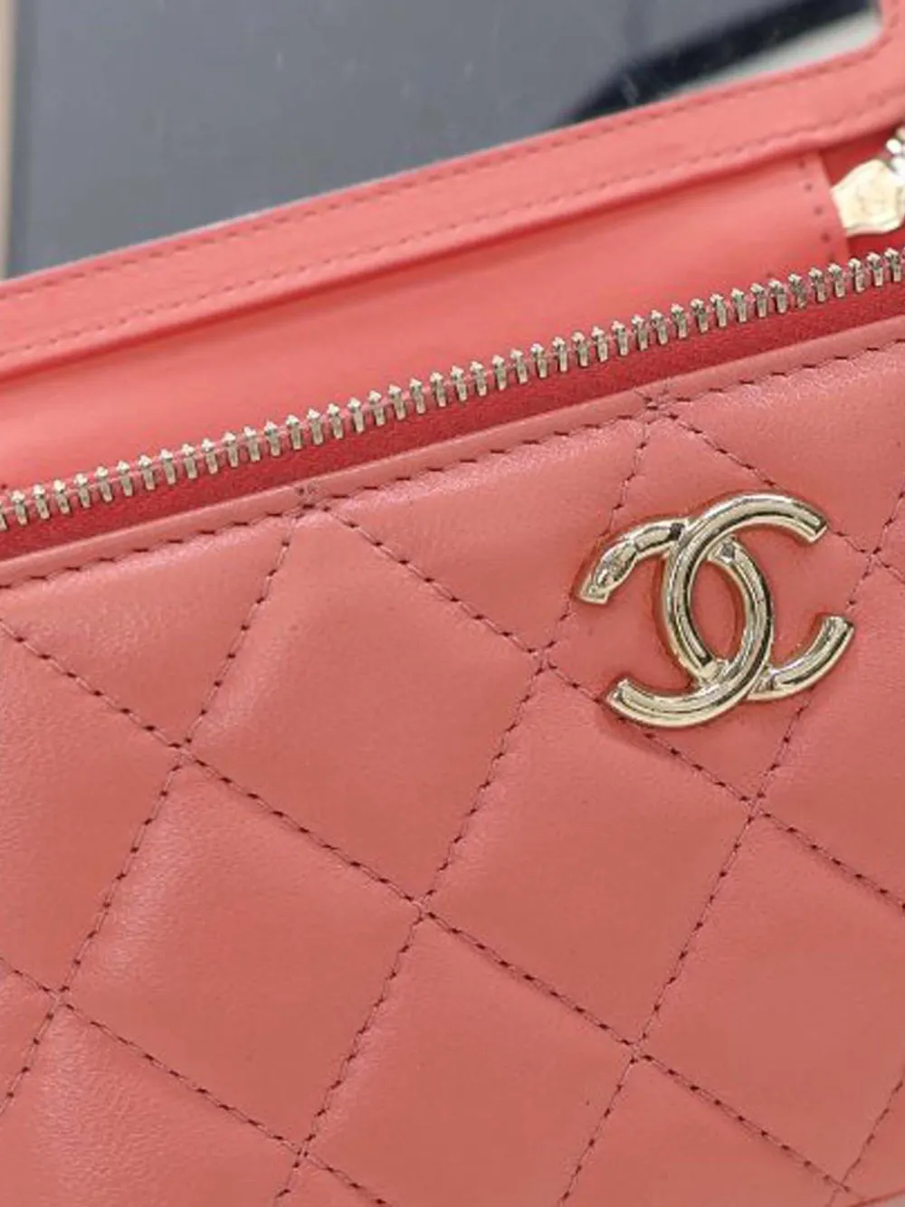 Pre-owned Chanel 2021-2025 Quilted Lambskin Charming Handle Vanity Bag Satchel In Pink