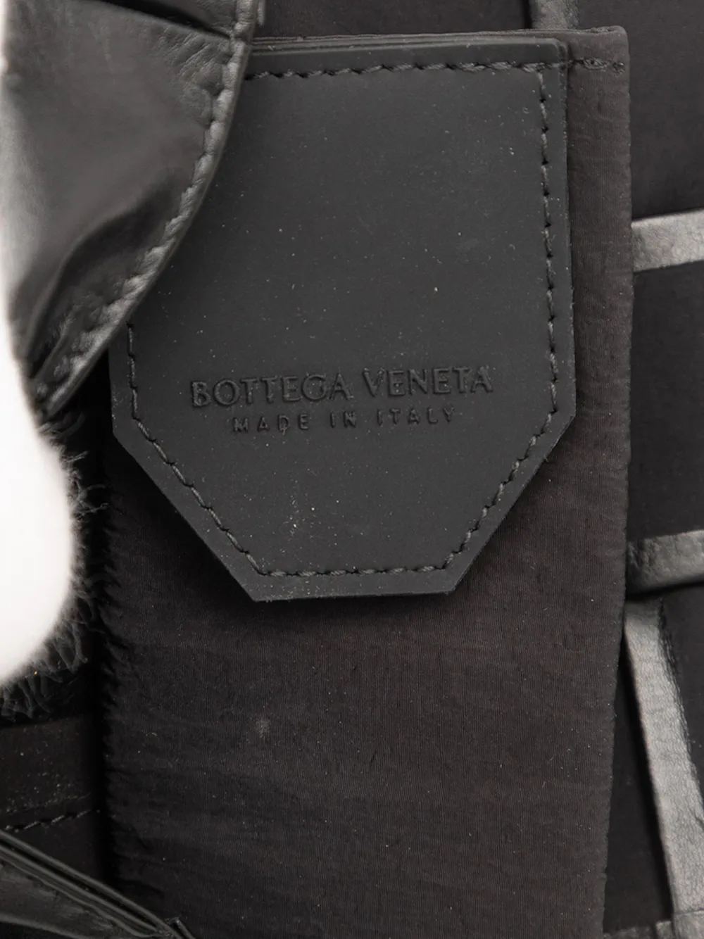 BOTTEGA VENETA Pre-owned 2012-2025 Candy Paper Calfskin Intrecciato Cassette Crossbody Bag In Black