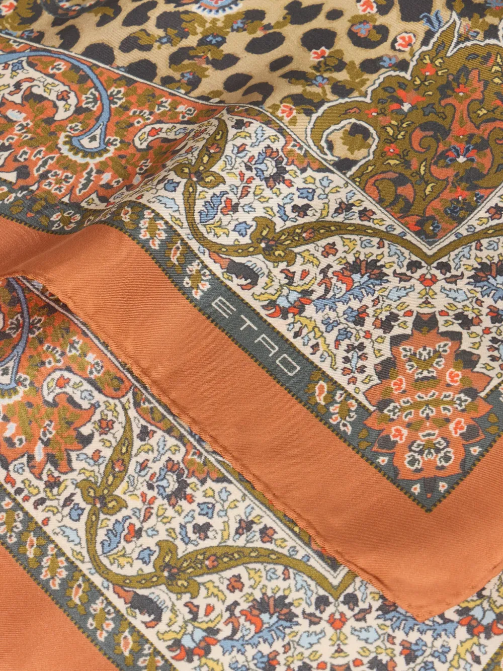 ETRO paisley-animal motif scarf - Beige