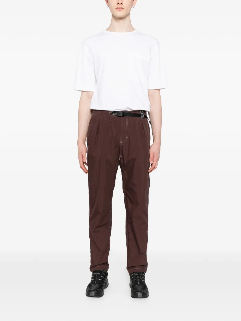 And Wander contrast stitch belt trousers - Bruin