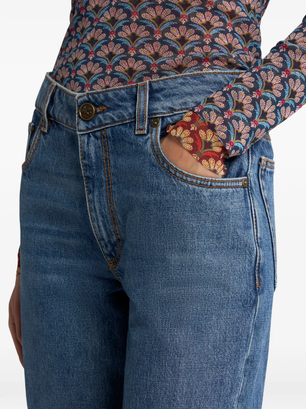 Etro Embroidered-pegaso Jeans In Blue