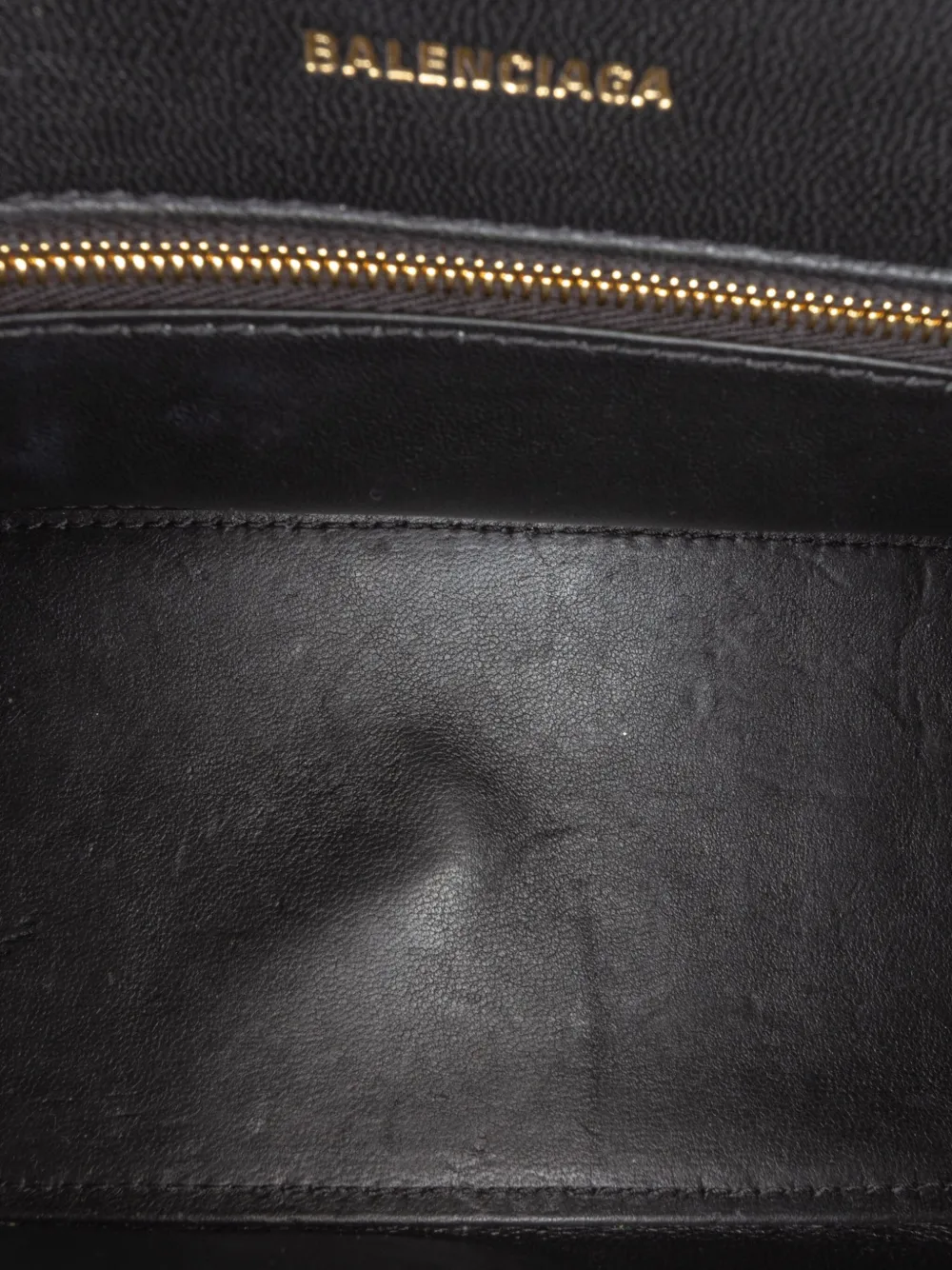 BALENCIAGA Pre-owned 2022 Small Shiny Box Calfskin Hourglass Top Handle Bag Satchel In Black