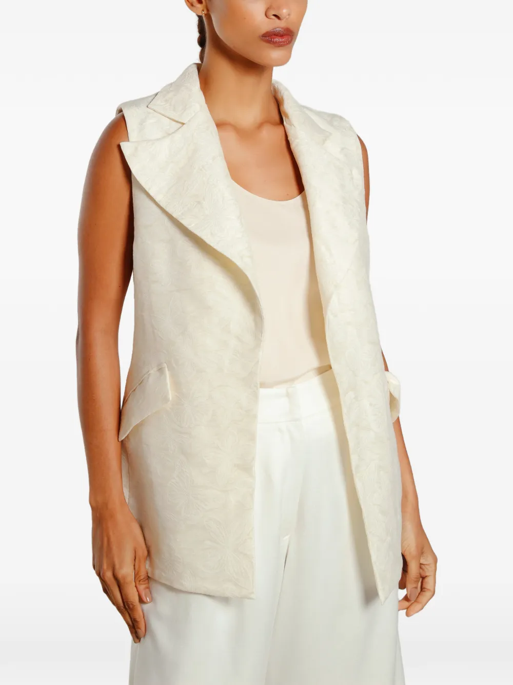 Isolda Encantos Flap-pockets Waiscoat In White
