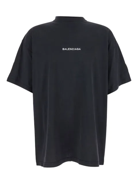 Balenciaga playera con parche del logo y letras del logo