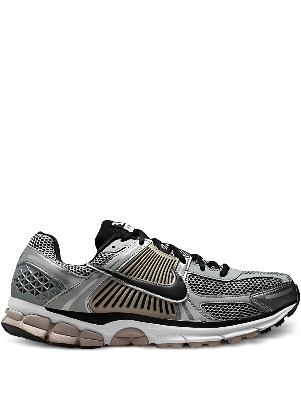 Nike Vomero 5 zoom trainers | Grey | Image 1