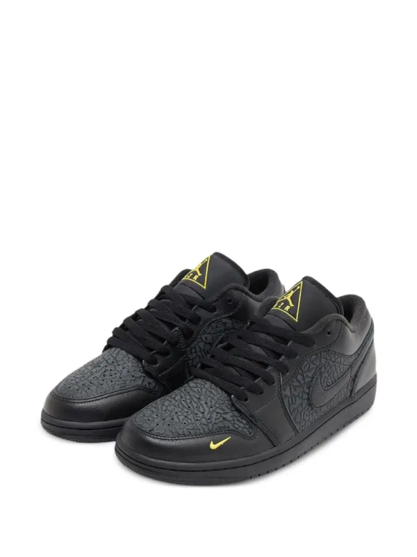 Jordan Air Jordan 1 Low SE textured-detail Sneakers | Black | FARFETCH