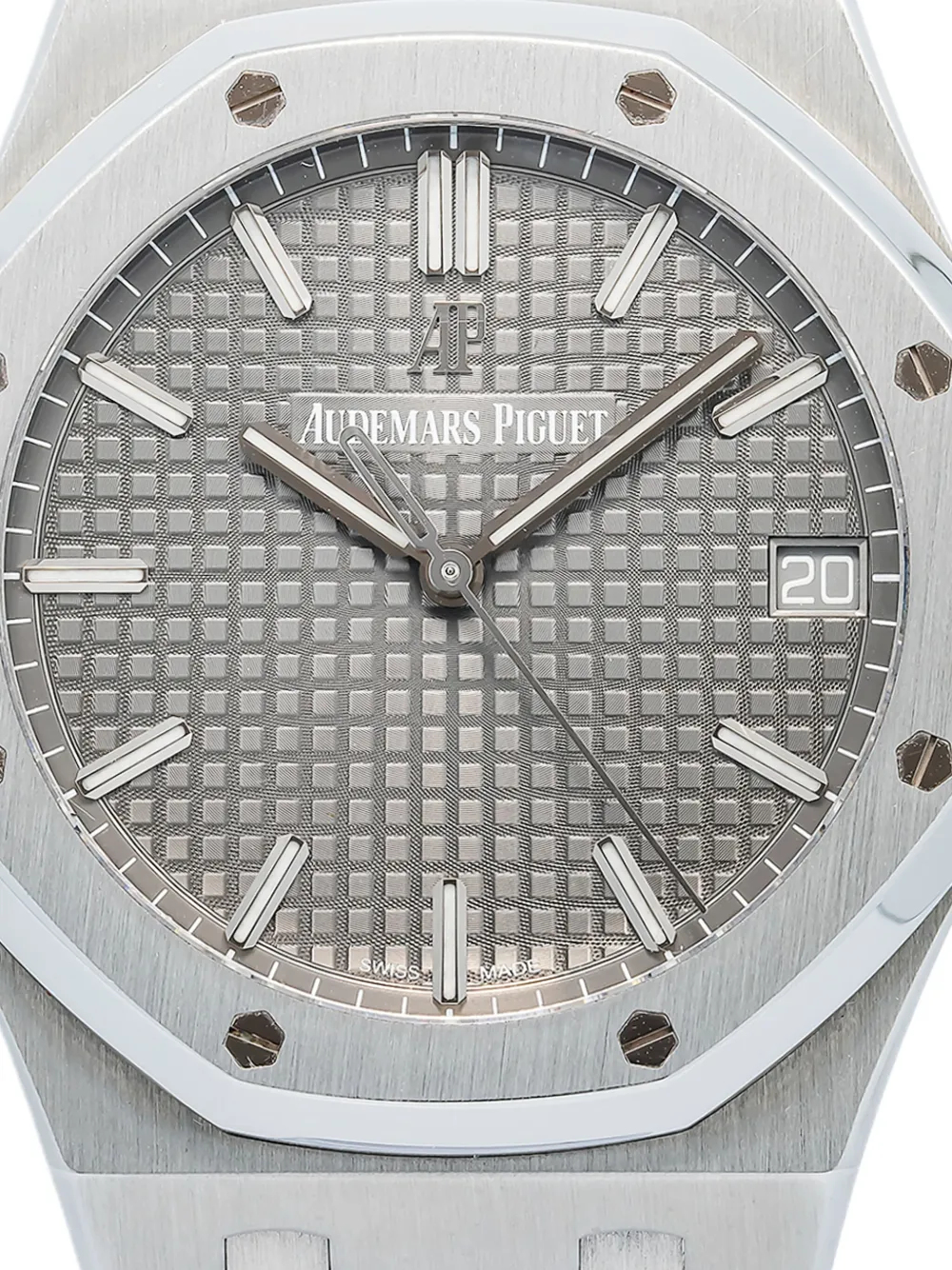 Audemars Piguet pre owned Royal Oak 41mm | Pre-Owned Sports Watches | Image 2