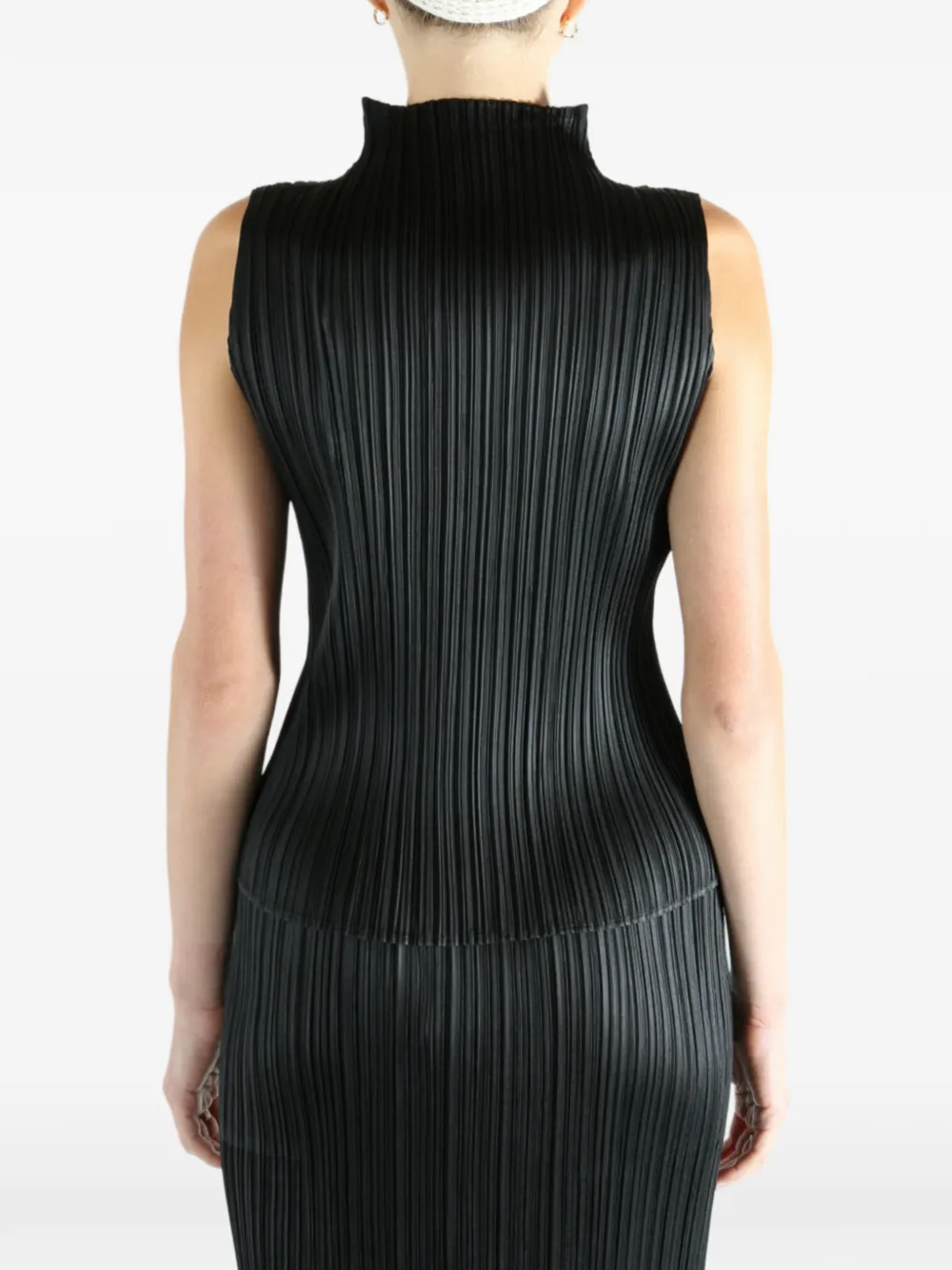 Issey Miyake Pleated High-neck Top In Black