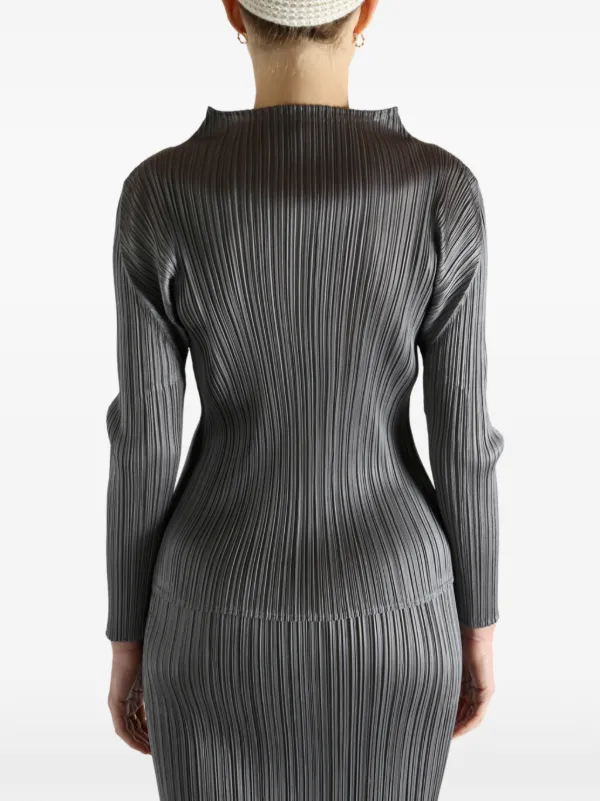 ISSEY MIYAKEイッセイミヤケシルバーグレーのタートルネックタンクトップ ISSEY MIYAKE】【日本製】【トップス】イッセイミヤケ『プリーツ
