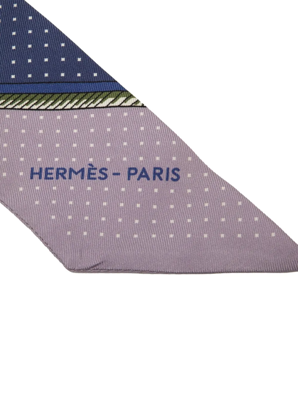 Hermès Pre-Owned 2000-2010 Les Voitures a Transformation Silk Twilly scarves | Image 2